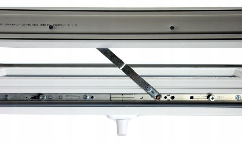 OKNO PCV 100 X 40 / 1000 x 400 UCHYLNE 1xZŁOTY DĄB OKNO PCV 100 X 40 / 1000 x 400 UCHYLNE 1xZŁOTY DĄB